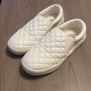 Girls size 2 Justice White Quilter Slip-on Shoes